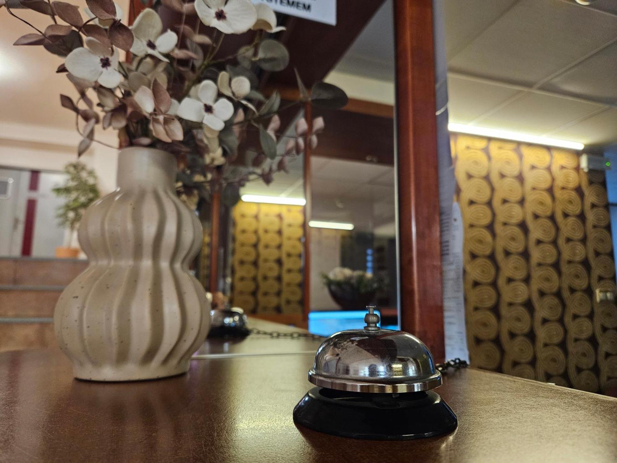 Hotel Trim ปาร์ดูบิตเซ ภายนอก รูปภาพ